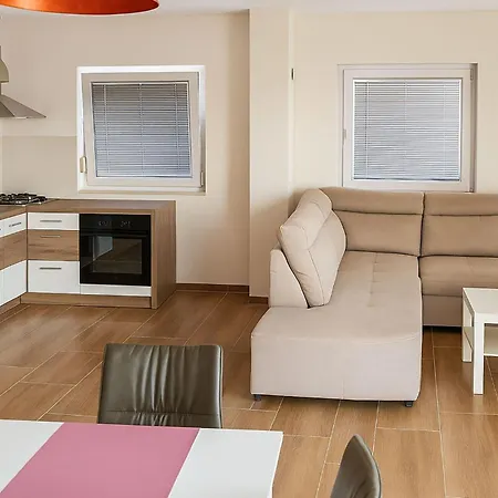 Σπίτι διακοπών Cozy In Maslenica